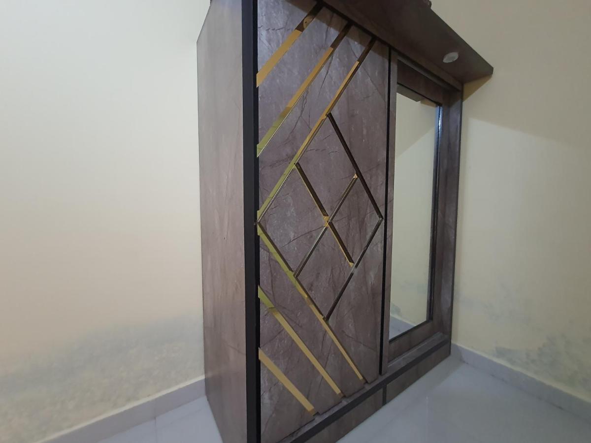 Osi Apartments Khar West Mumbai Dış mekan fotoğraf